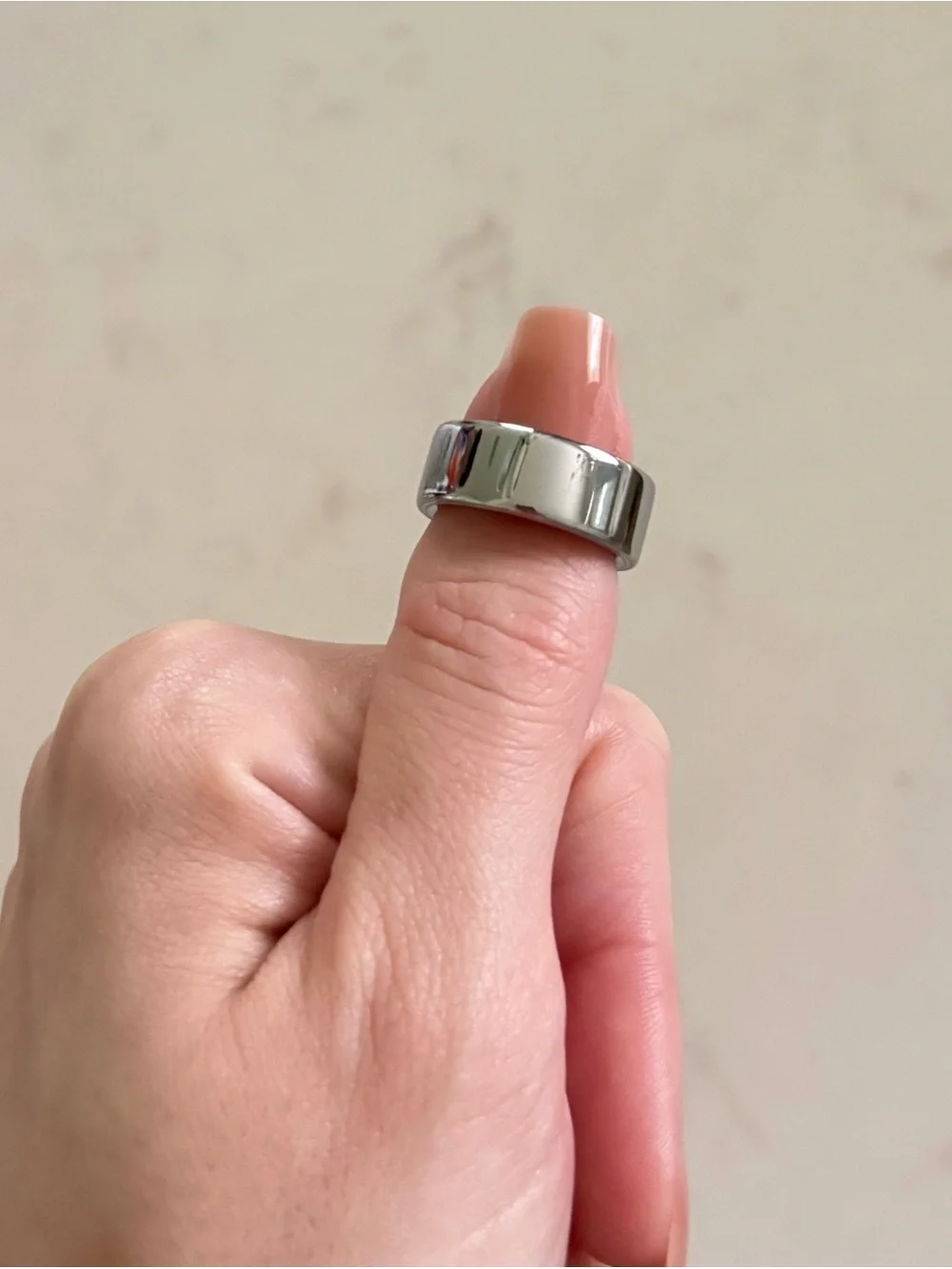Oura Ring 4 Silver Smart Ring (Size 5)